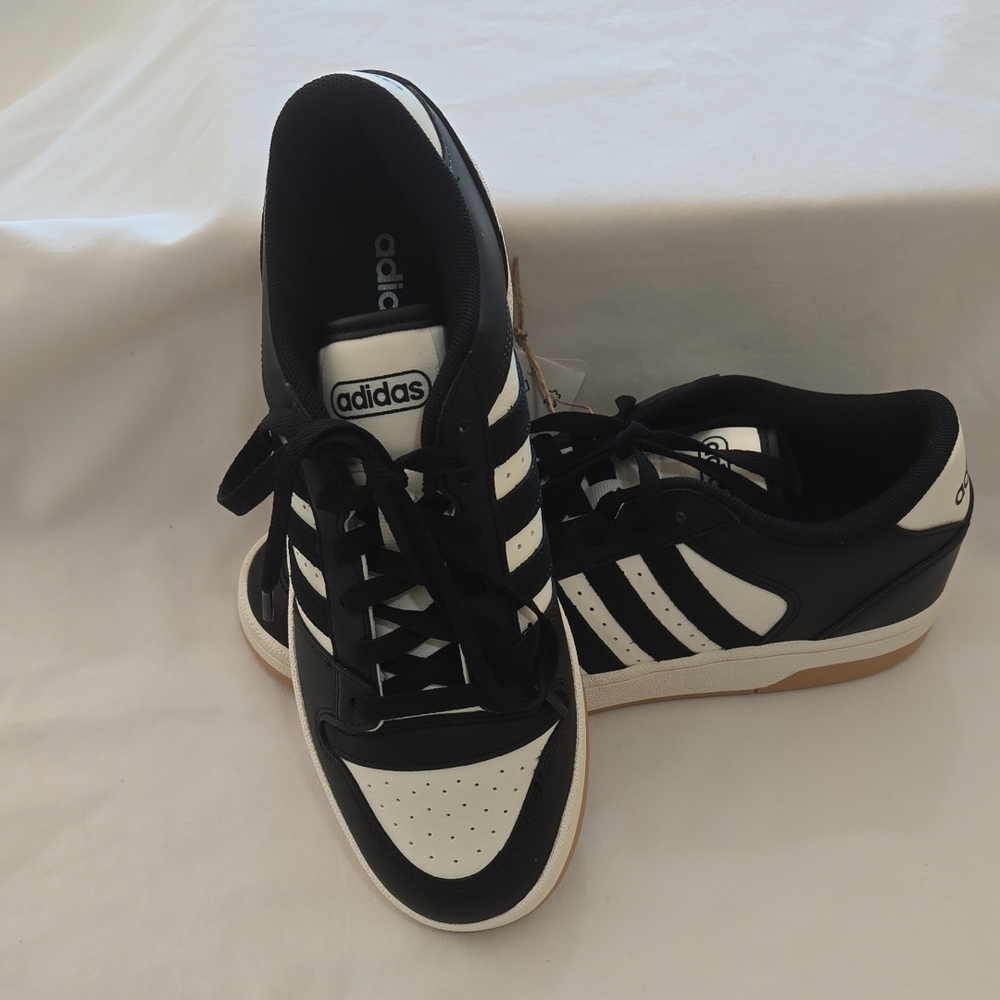 adidas Black and White Break Start J Basketball Shoes, Mens Size 6.5